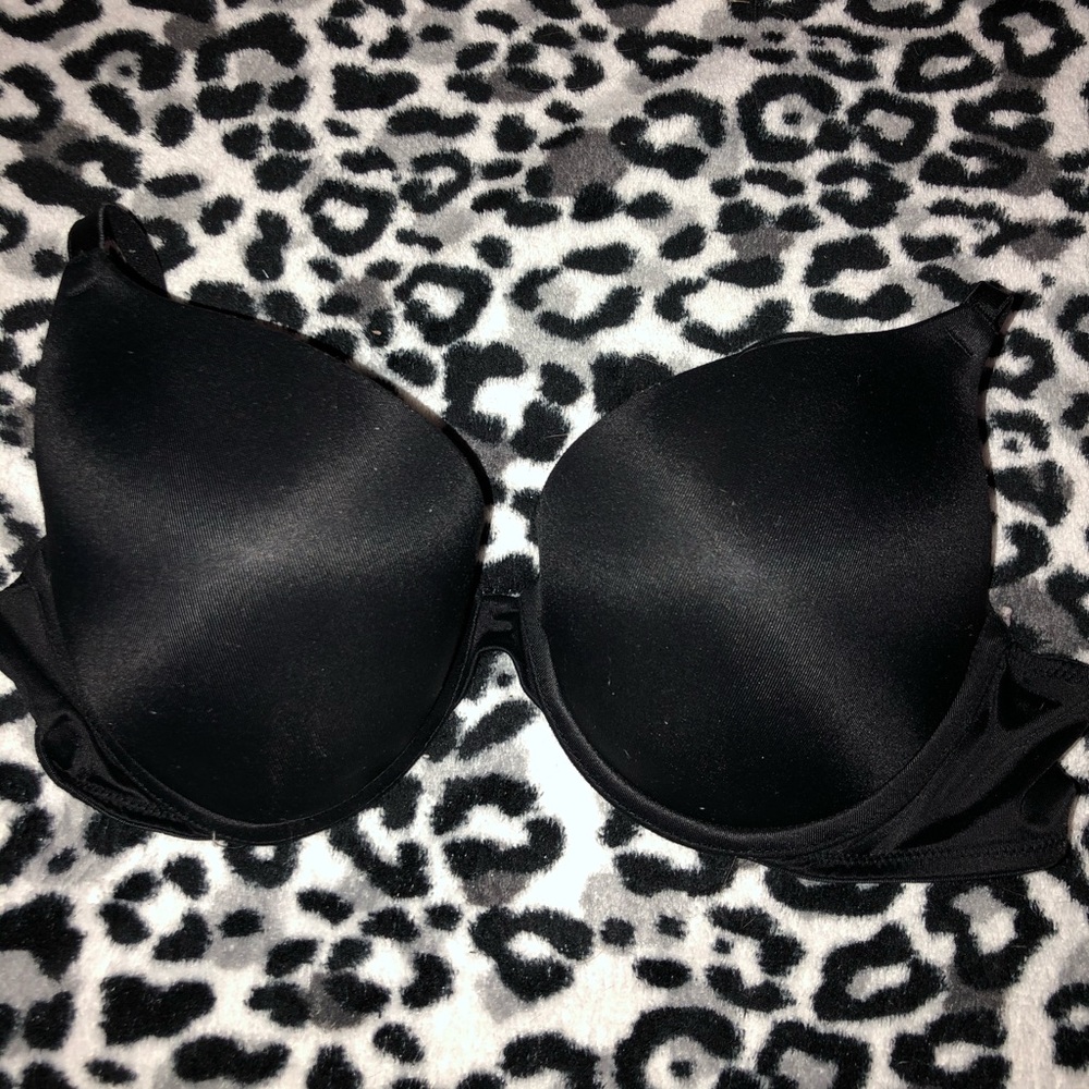 Pink VS push-up bra